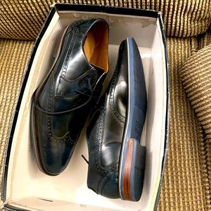 Mens dress shoes new navy blue Giorgio brutini size 8M